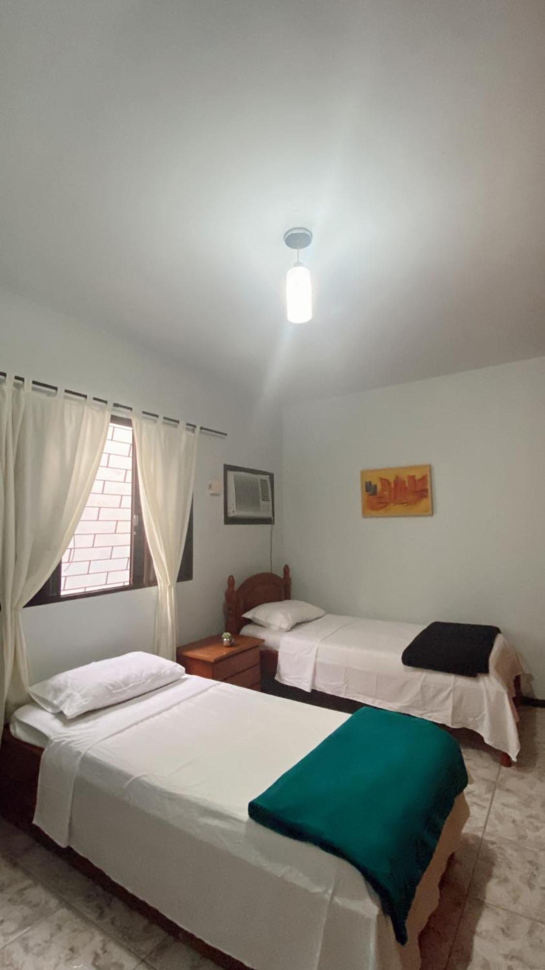 Triana Guest House Фос-ду-Игуасу Экстерьер фото