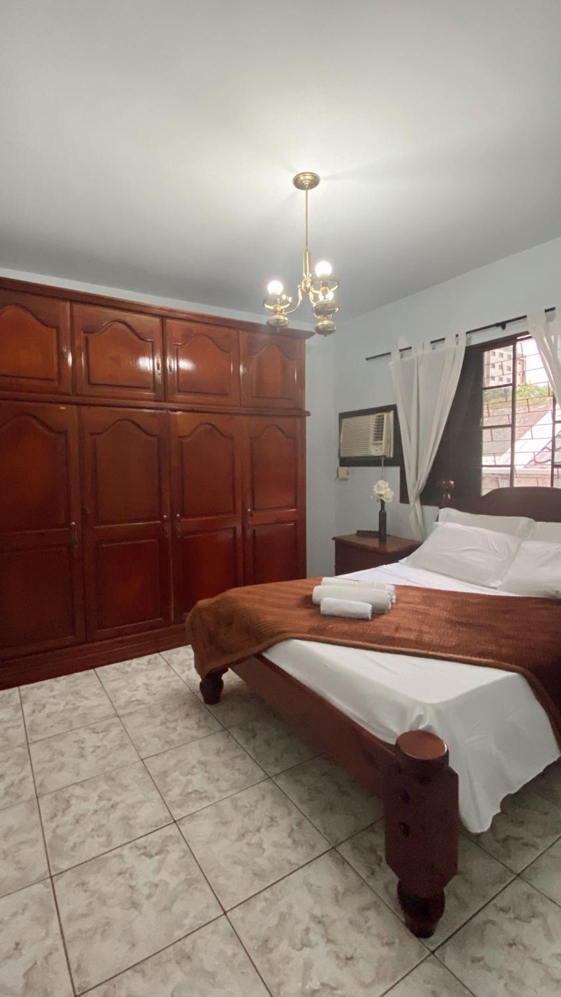Triana Guest House Фос-ду-Игуасу Экстерьер фото