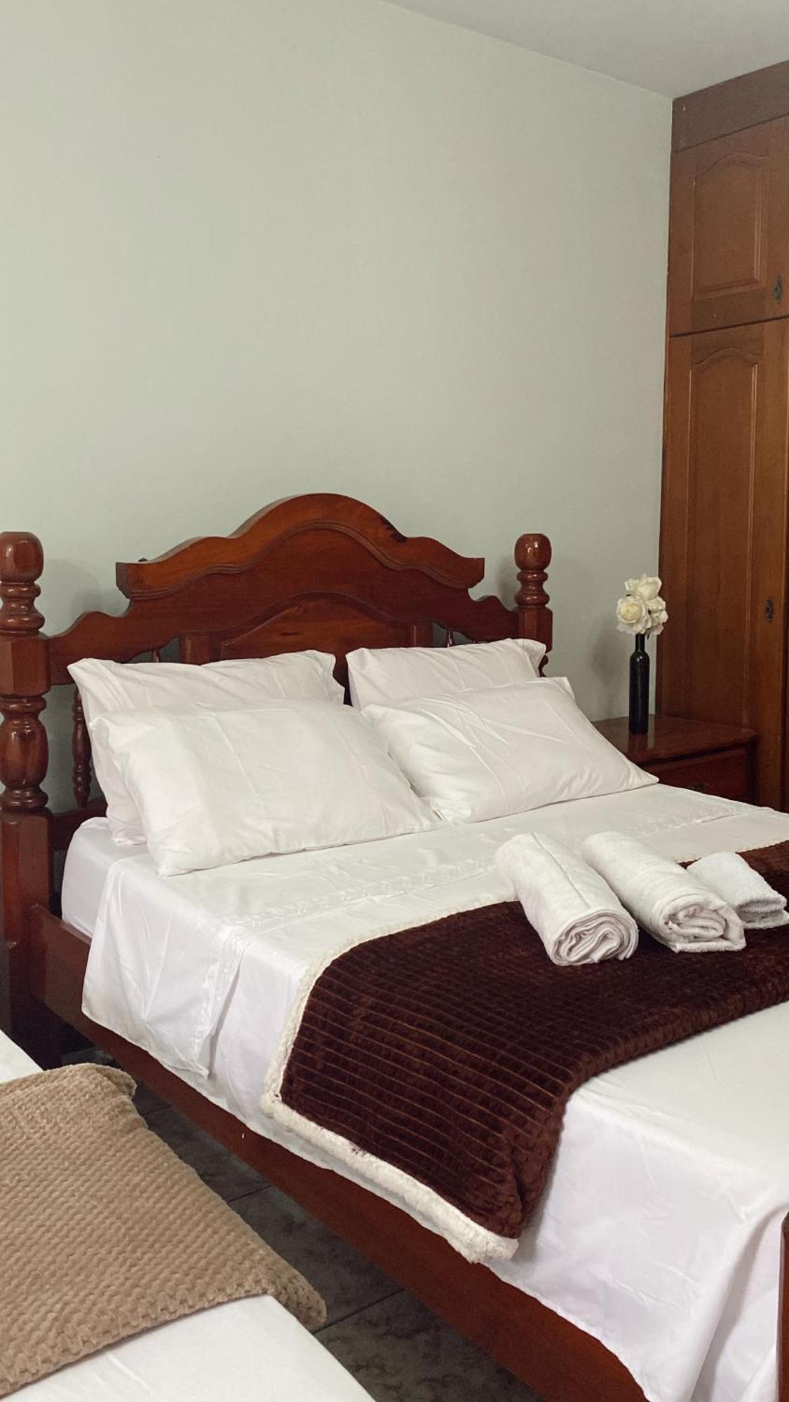 Triana Guest House Фос-ду-Игуасу Экстерьер фото